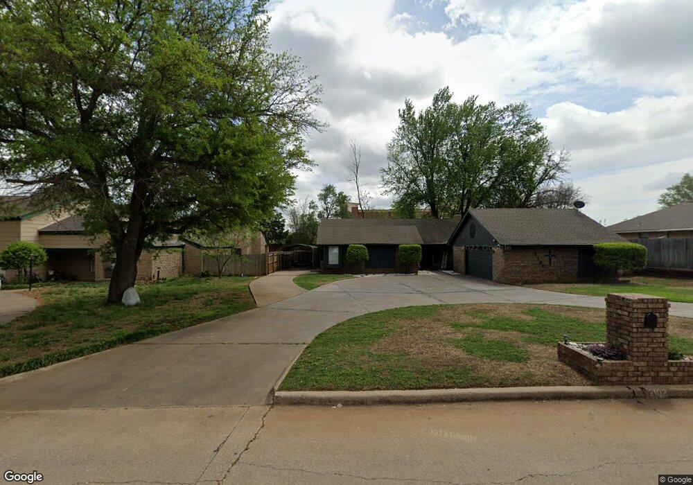 2102 W Club Rd, Duncan, OK 73533 - photo 1