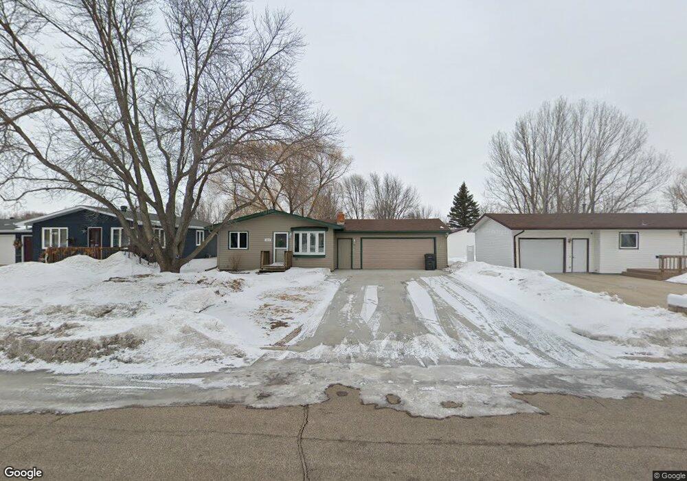 1512 16th St SW, Jamestown, ND 58401 - photo 1