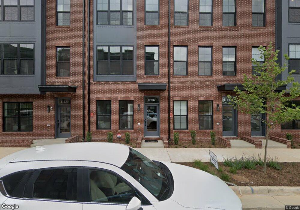 11264 Faraday Park Dr, Reston, VA 20190 - photo 1