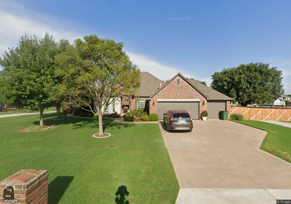 10541 Whispering Hill, Broken Arrow, OK 74014 - photo 1