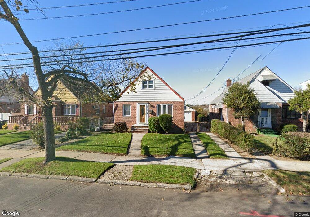 12506 Francis Lewis Blvd, Springfield Gardens, NY 11413 - photo 1