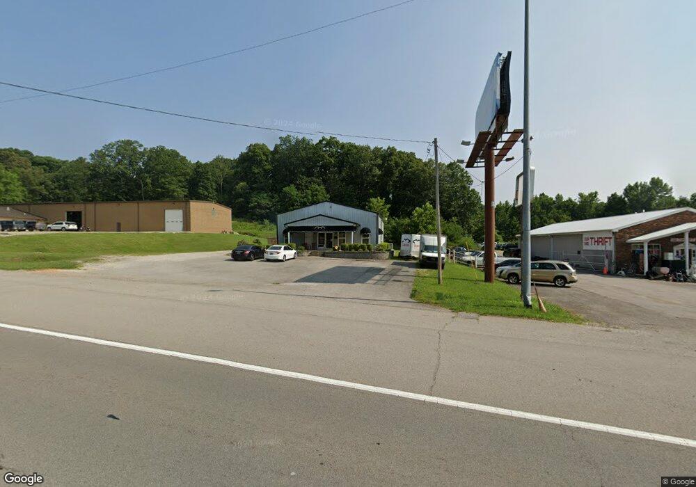 711 Henslee Dr, Dickson, TN 37055 - photo 1