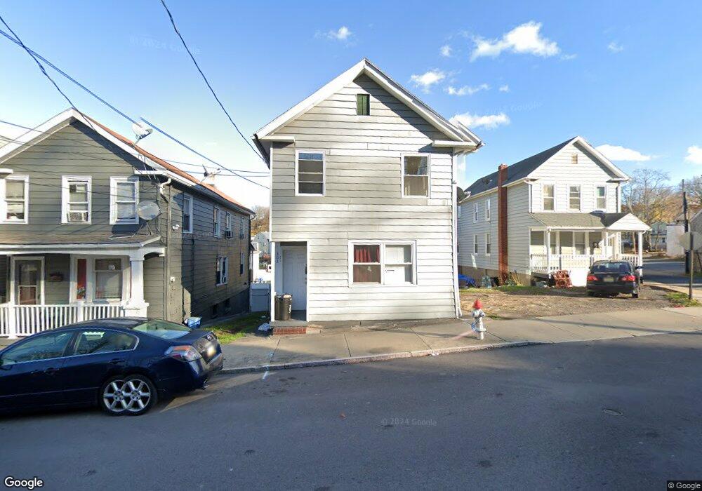 302 Hazle St, Wilkes Barre, PA 18702 - photo 1