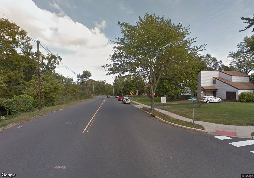 L-3 Twin Rivers Dr N, East Windsor, NJ 08520 - photo 1