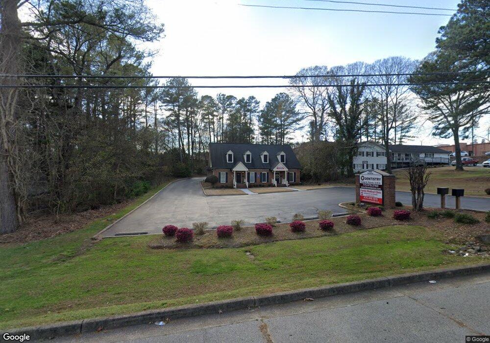 1003 Oak Rd SW unit B, Lilburn, GA 30047 - photo 1