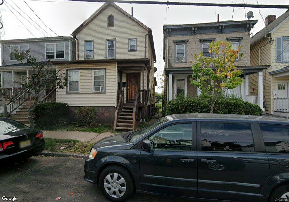 272 Somerset St, New Brunswick, NJ 08901 - photo 1