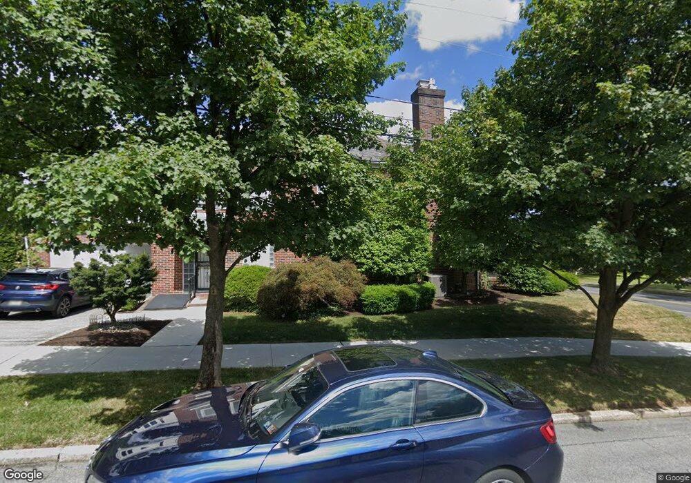 2649 W Chew St unit 2653, Allentown, PA 18104 - photo 1