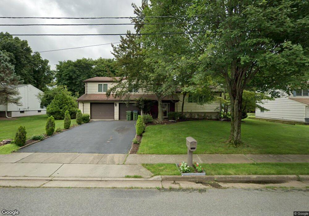 8 Butler Rd, Edison, NJ 08820 - photo 1