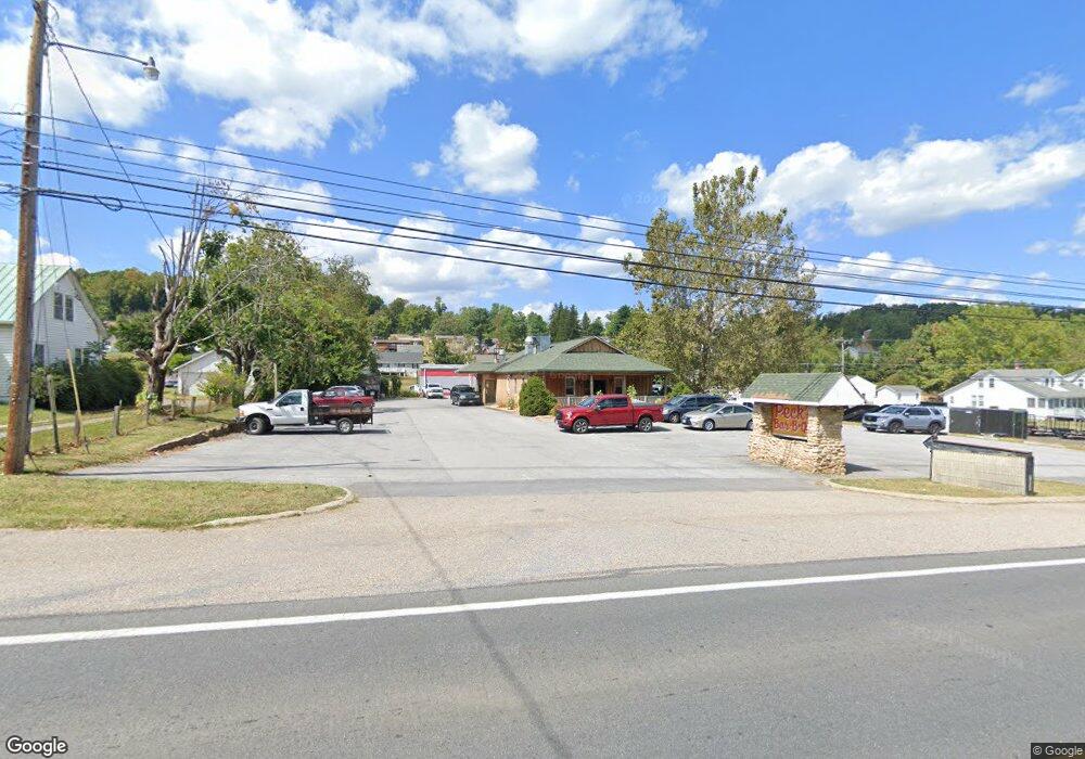 477 Lee Jackson Hwy, Staunton, VA 24401 - photo 1