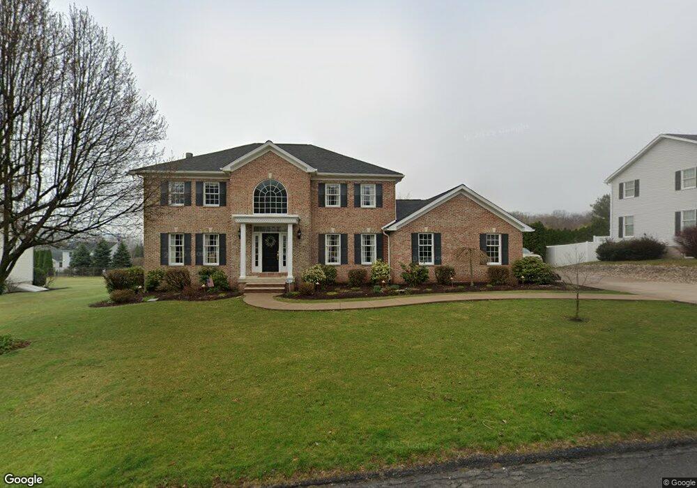 419 Deer Run Dr, Archbald, PA 18403 - photo 1