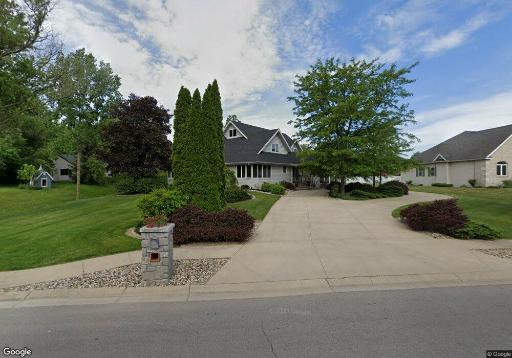 1064 Golf View Dr, Nappanee, IN 46550 - photo 1