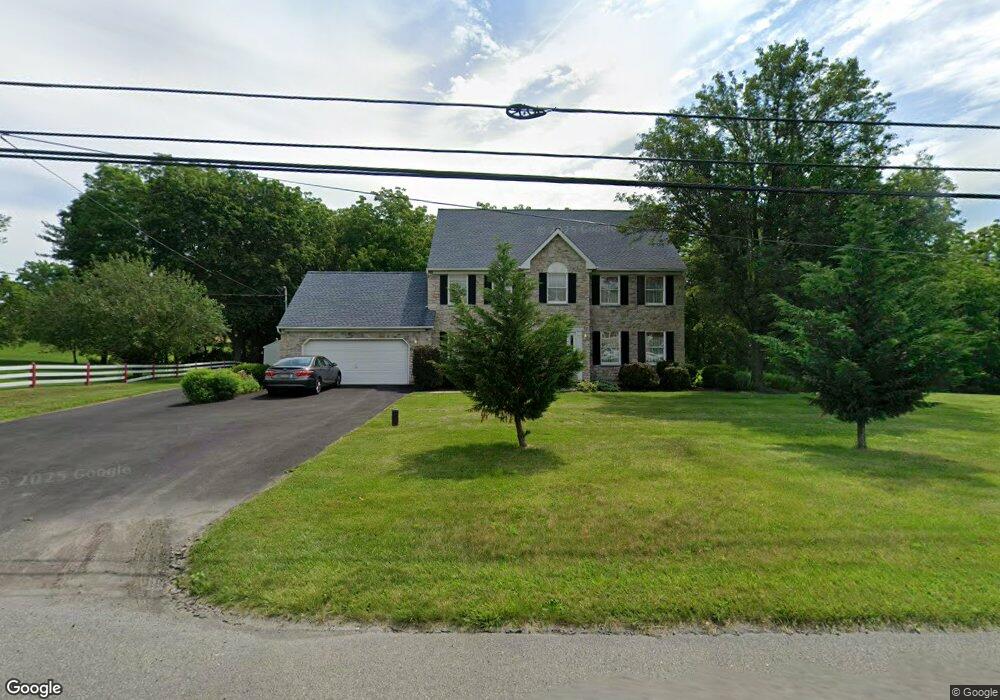 325 N Walnut St, Bath, PA 18014 - photo 1