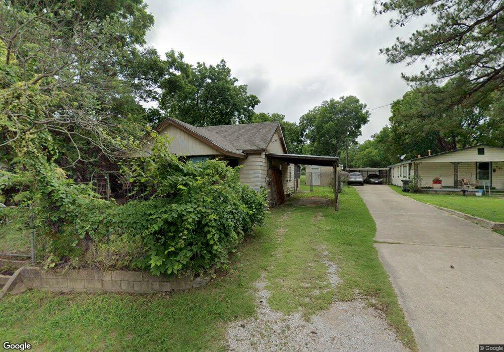 925 Carter St SE, Ardmore, OK 73401 - photo 1