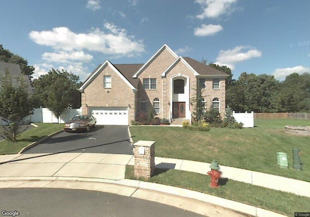 7 Lindsey Ct, South Plainfield, NJ 07080 - photo 1