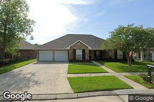 135 Lindsey Dr, Houma, LA 70360
