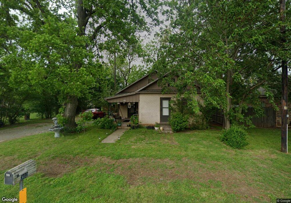 302 Franklin Ave, Pottsboro, TX 75076 - photo 1