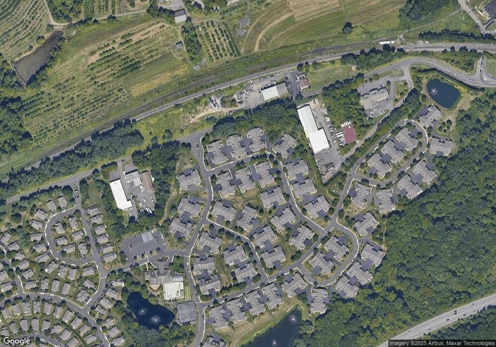 215 Sugarberry Ln unit V18, Langhorne, PA 19047 - photo 1