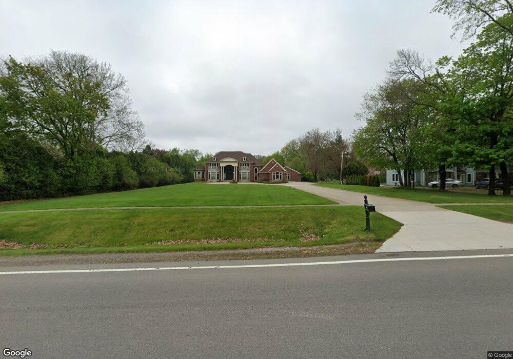 5901 N Adams Rd, Bloomfield Hills, MI 48304 - photo 1