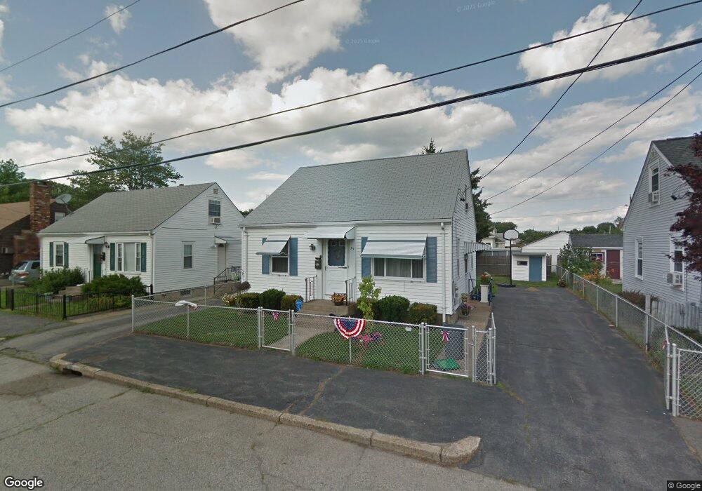 39 Cedarbrook Rd, Pawtucket, RI 02861 - photo 1