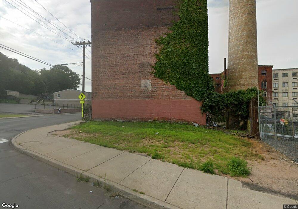 239 Cherry St, Waterbury, CT 06702 - photo 1