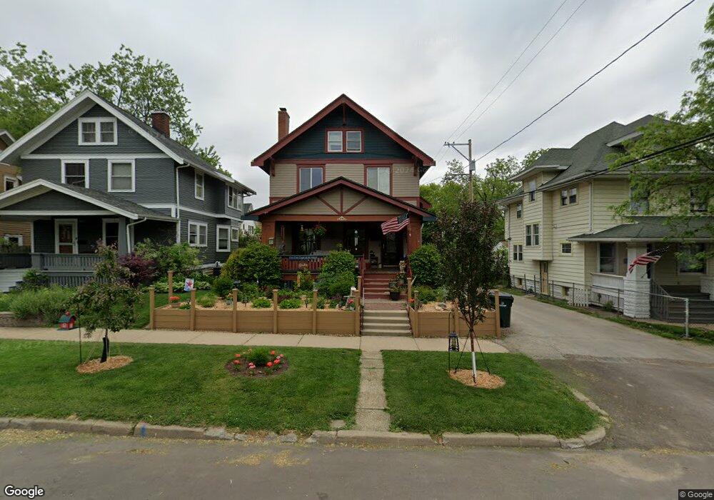 373 18th St SE, Cedar Rapids, IA 52403 - photo 1