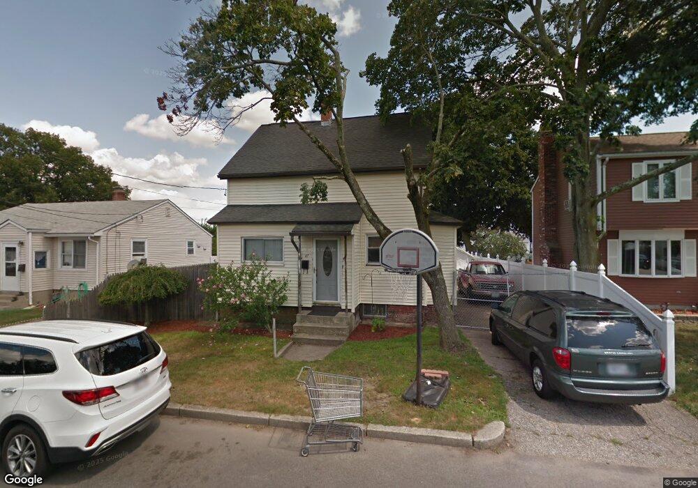 47 Garrity St, Pawtucket, RI 02861 - photo 1