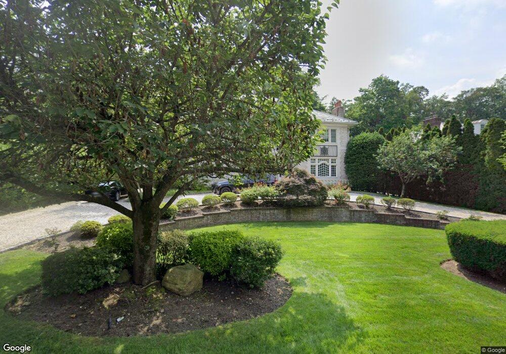 22 Walter Ln, Manhasset, NY 11030 - photo 1