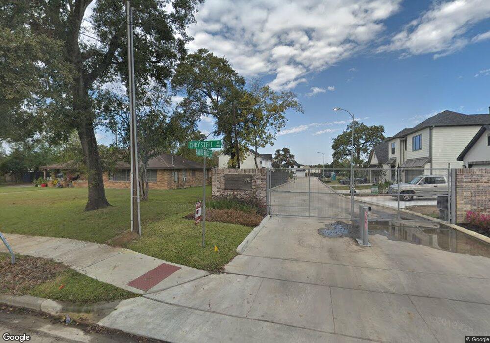 5015 Bayou Ridge Dr, Houston, TX 77092 - photo 1