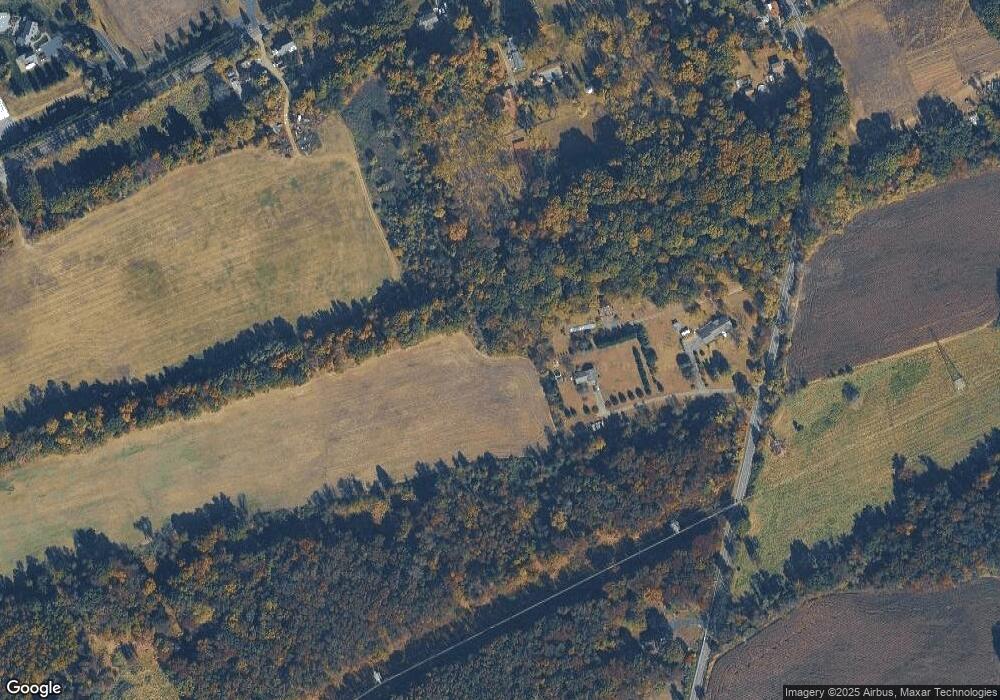 409 Julius Pemb Rd, Columbus, NJ 08022 - photo 1