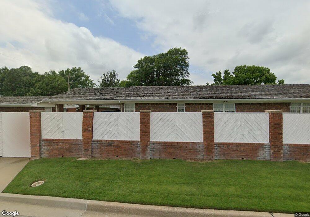 1900 Harmony Dr, Ardmore, OK 73401 - photo 1