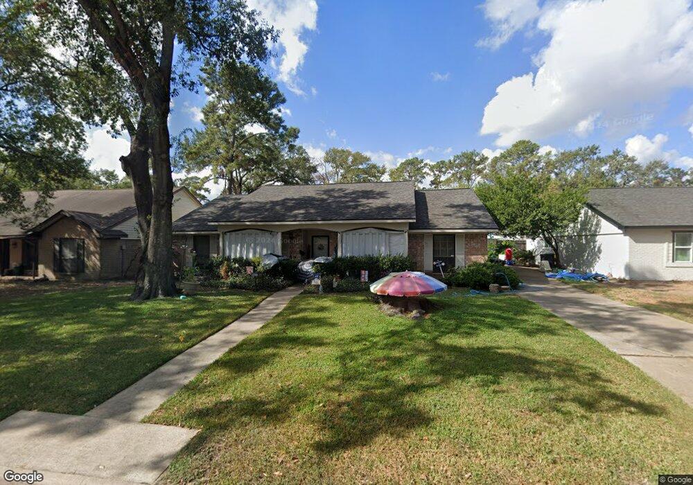 9627 Hearthwood Dr, Houston, TX 77040 - photo 1