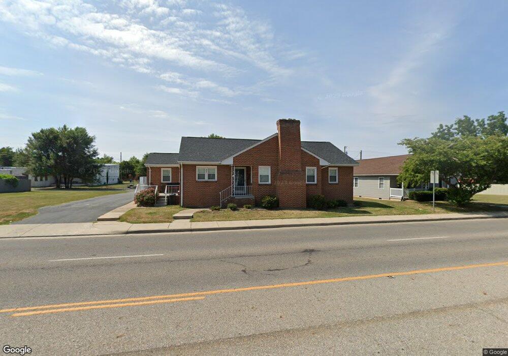 425 N Delphine Ave, Waynesboro, VA 22980 - photo 1