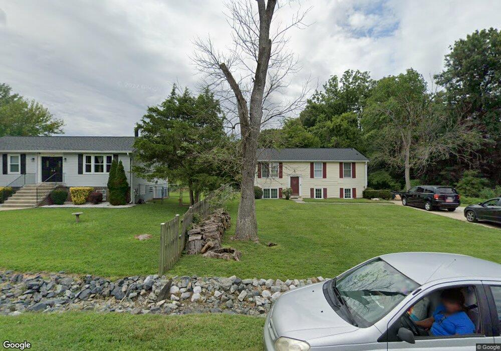 8511 Chestnut Ridge Dr, Laurel, MD 20707 - photo 1