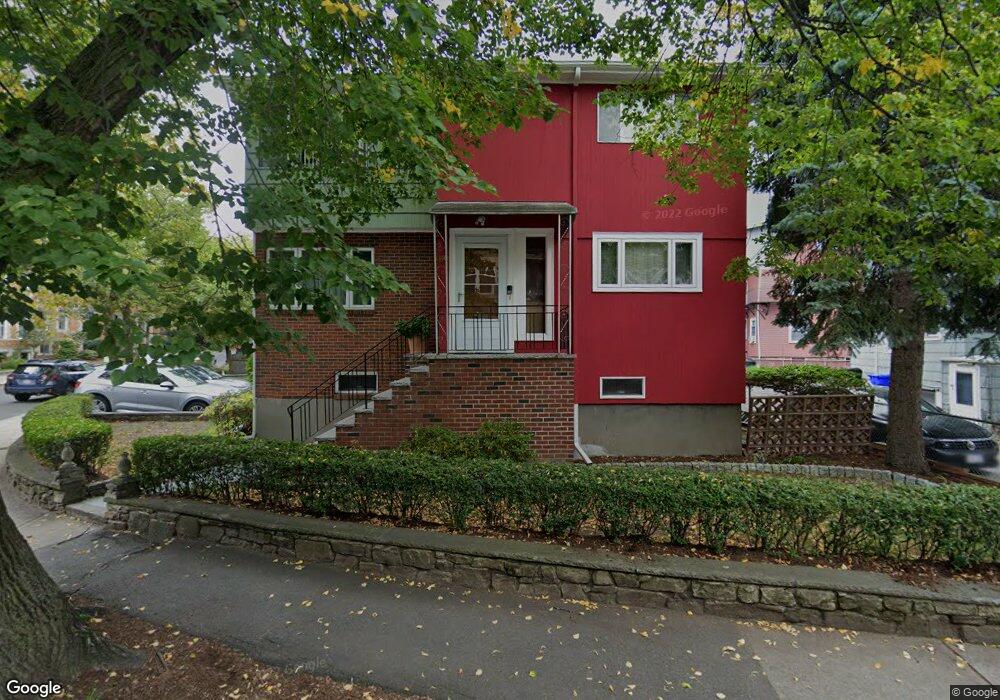 60 Gibbs St, Brookline, MA 02446 - photo 1