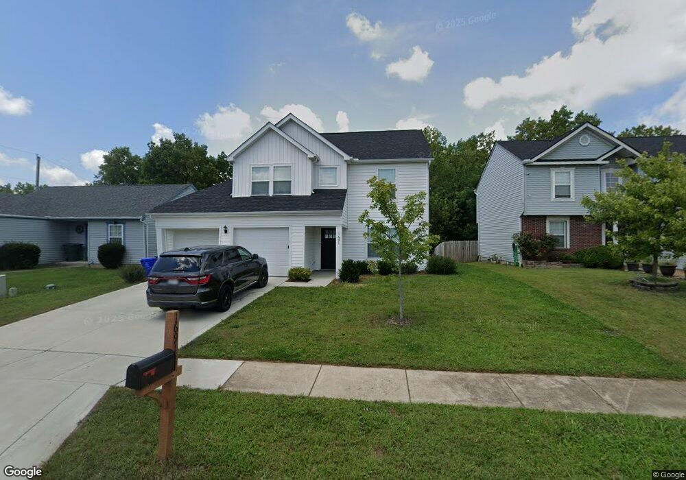 1691 Eastbrook Dr, Columbus, OH 43223 - photo 1