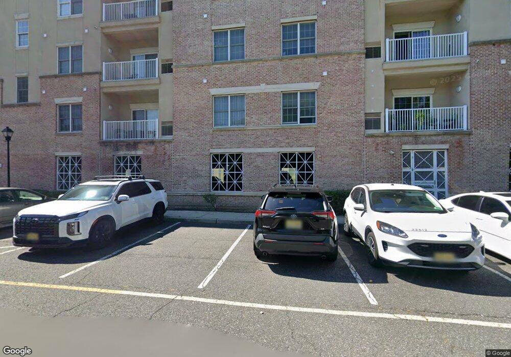 3307 Windsor Park Ct, Englewood, NJ 07631 - photo 1