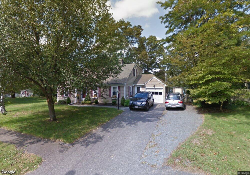 85 Pilgrim Rd, Needham, MA 02492 - photo 1