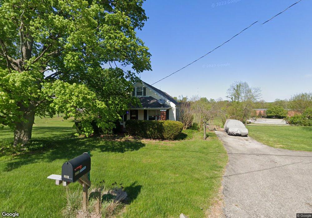 4510 Scottsville Rd, Floyds Knobs, IN 47119 - photo 1