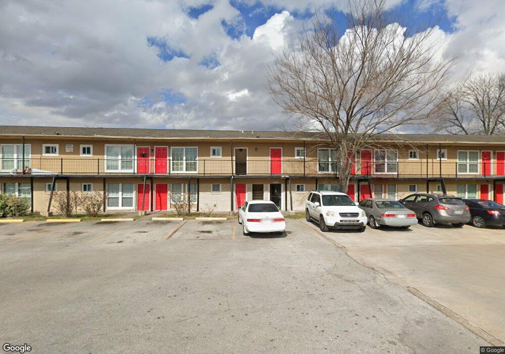 3045 Golfcrest Blvd unit 5, Houston, TX 77087 - photo 1