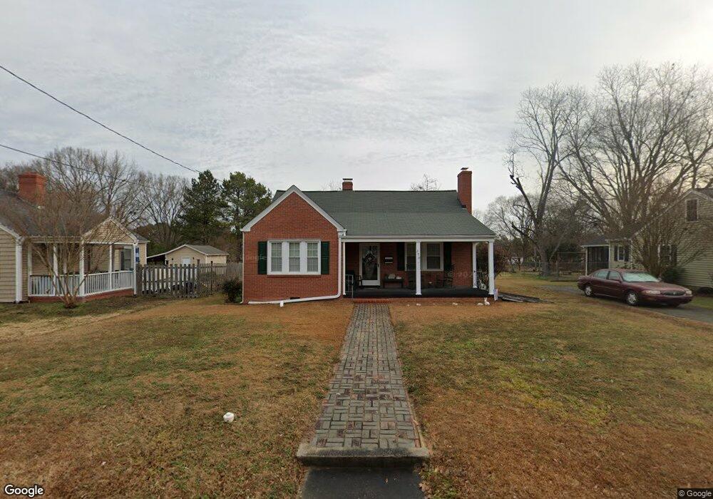 208 Grace St, Oxford, NC 27565 - photo 1