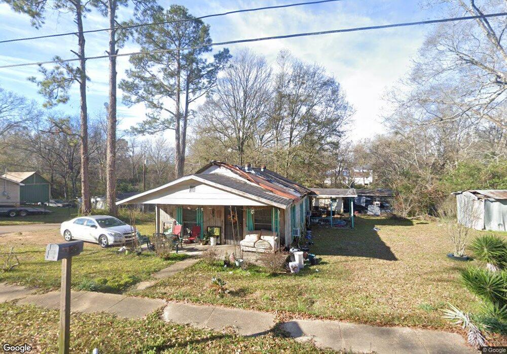 301 North St, Hazlehurst, MS 39083 - photo 1