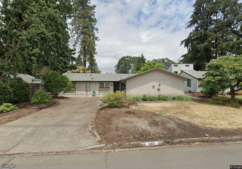 987 Robin Hood Ave, Eugene, OR 97401 - photo 1