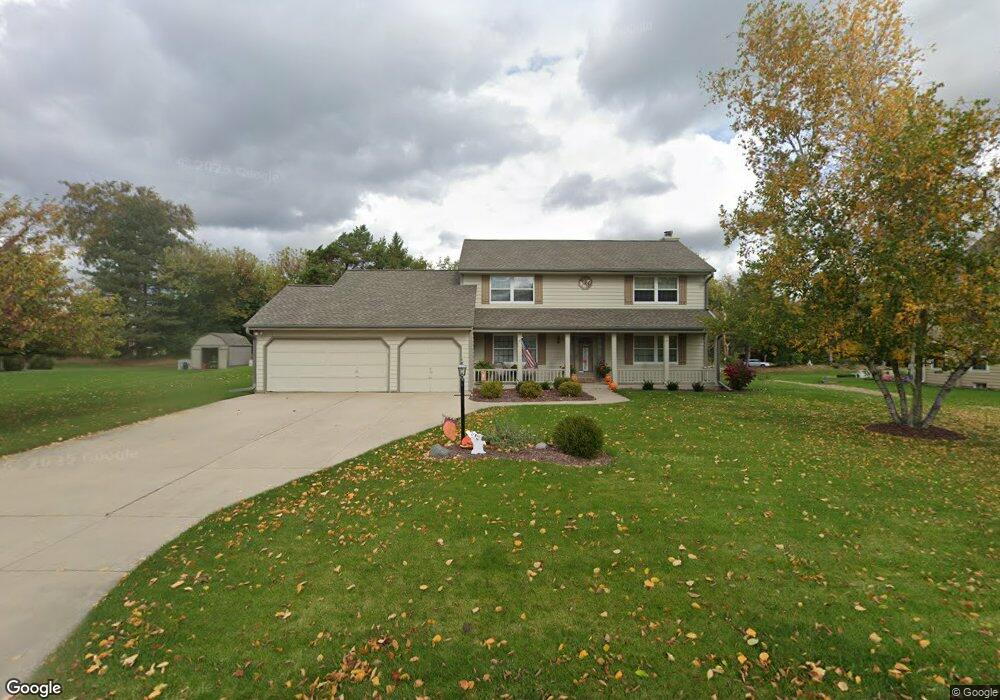 N71W14718 Terriwood Dr, Menomonee Falls, WI 53051 - photo 1