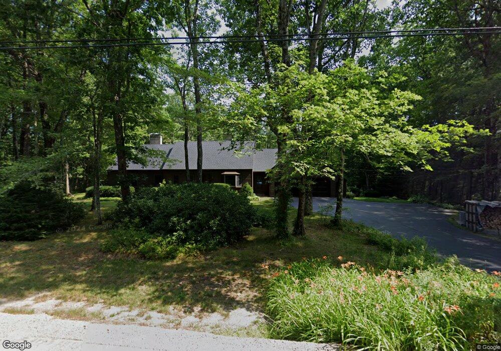 83 Maguire Rd, Kennebunk, ME 04043 - photo 1