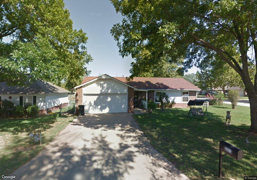 110 E 11th St S, Claremore, OK 74017 - photo 1