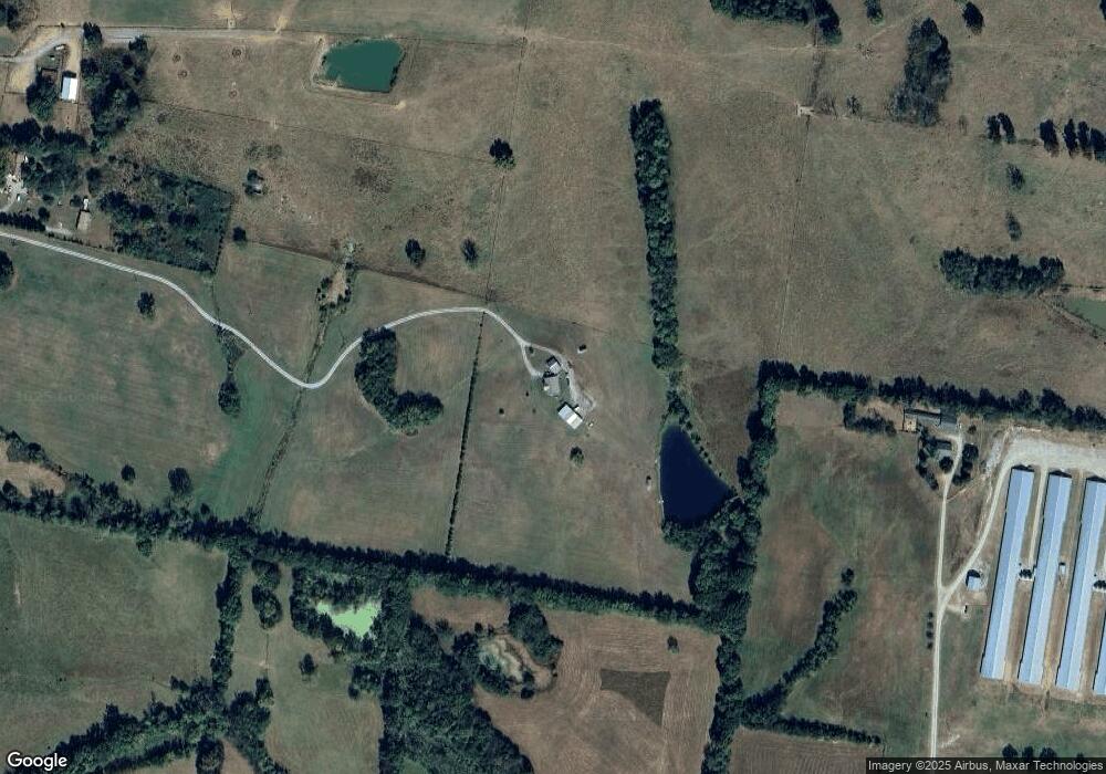 498 Comstock Rd, Shelbyville, TN 37160 - photo 1