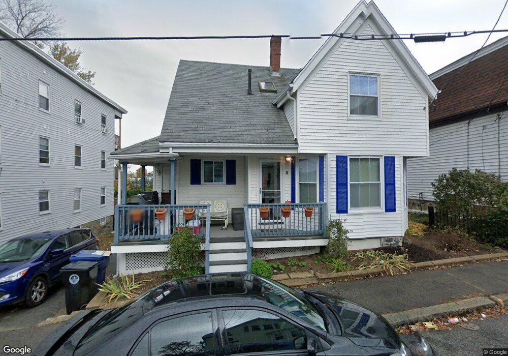 8 Meadow St, Salem, MA 01970 - photo 1