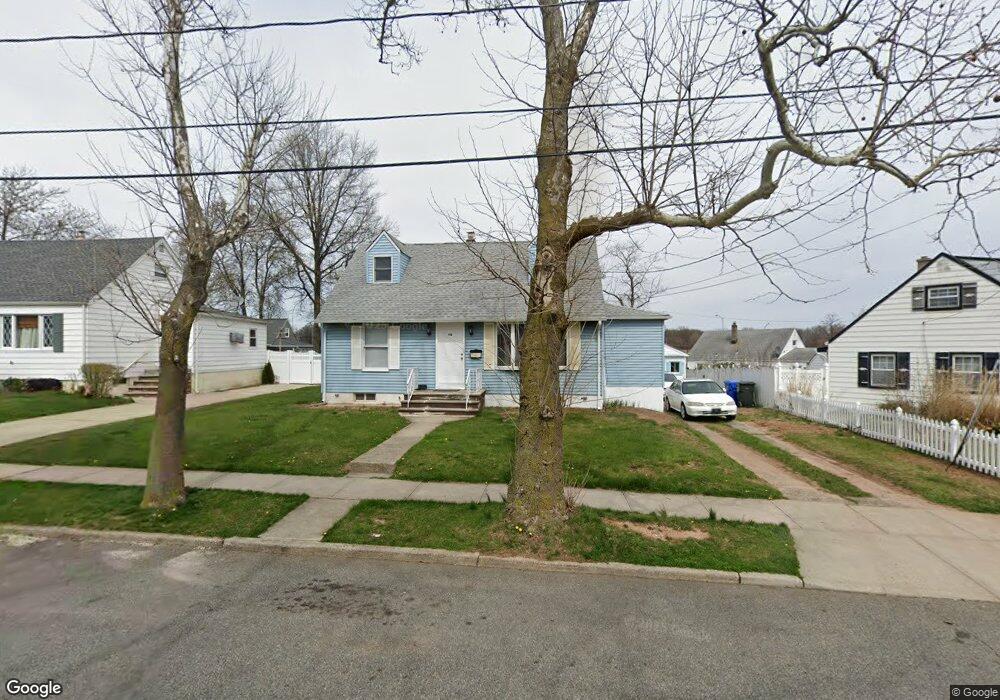 96 Crestview Rd, Fords, NJ 08863 - photo 1