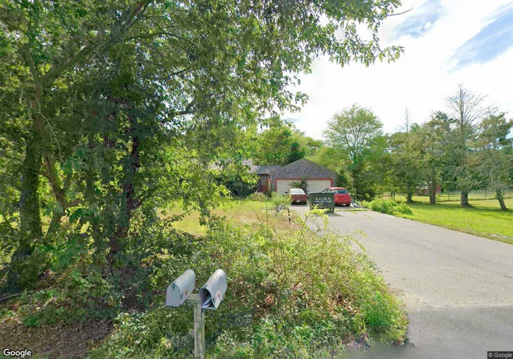 600 W Washington St, Hanson, MA 02341 - photo 1