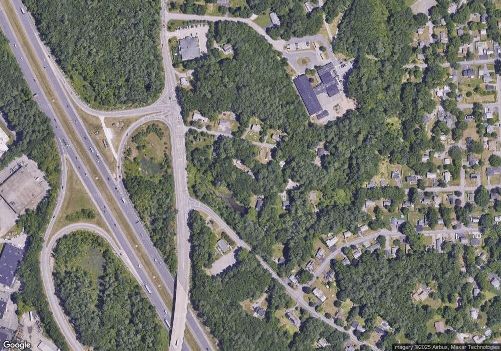 2 Blades Cir, North Billerica, MA 01862 - photo 1